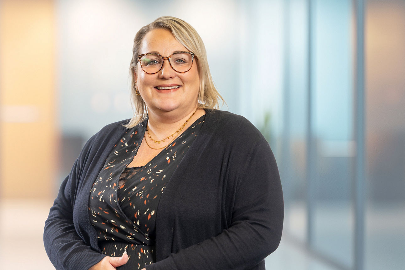 Meike Menken, Servicemanagerin