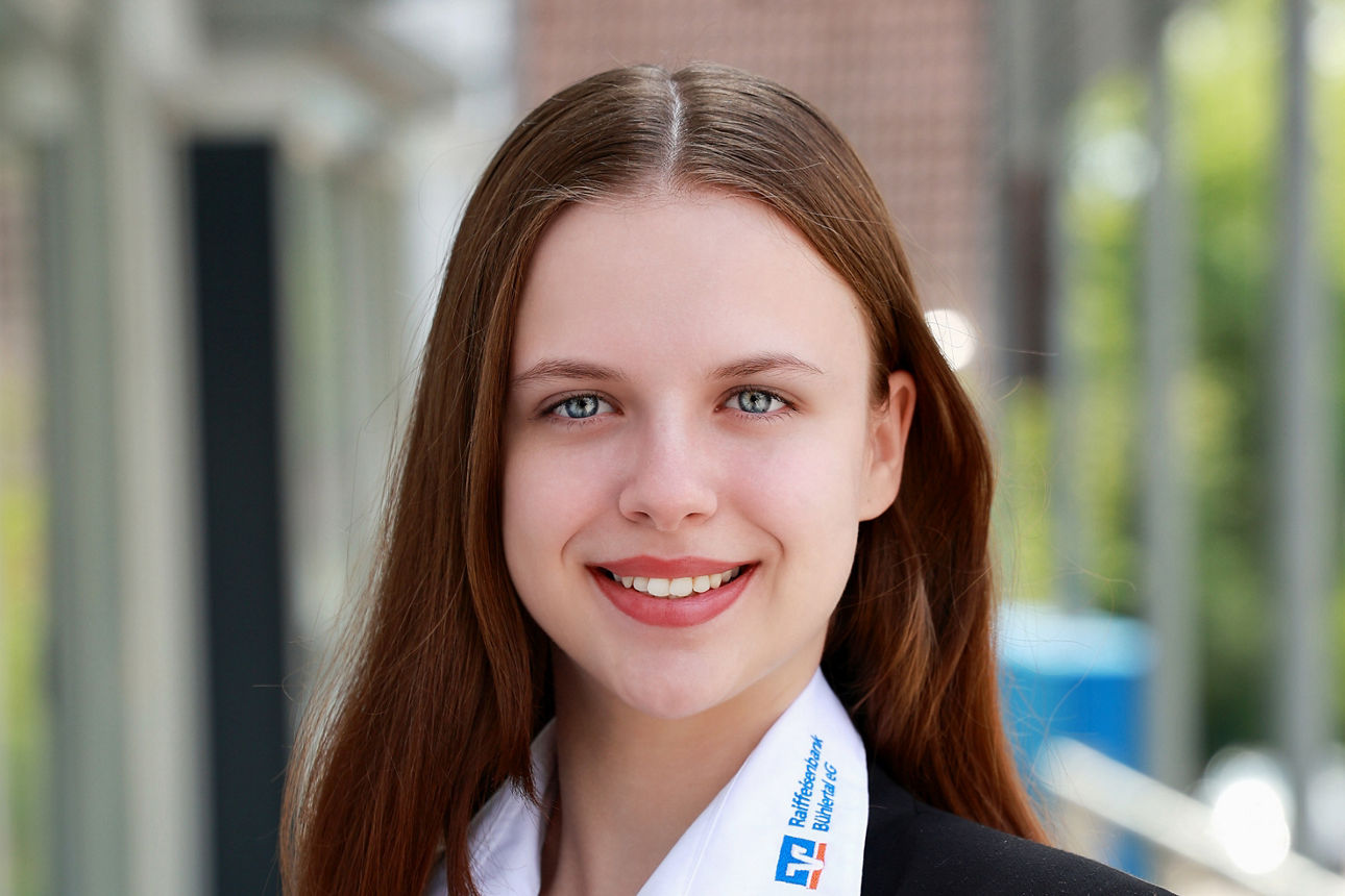 Michelle Cadeschi Kundenberaterin