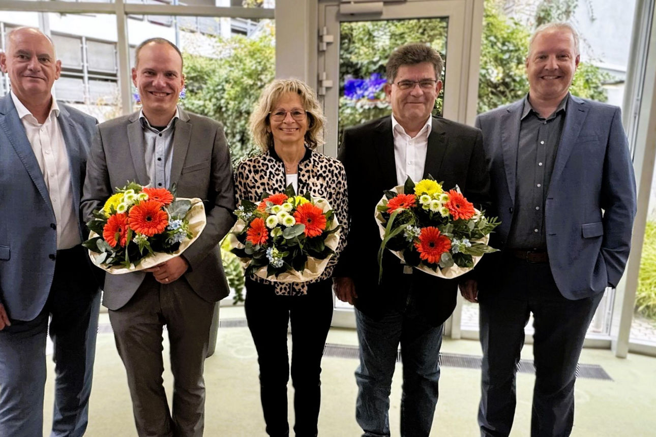 Auf dem Bild sind Vorstand Reiner Richter,Meic Jülg, Lydia Griesbaum, Bernd Goedtler und Philipp Rösch