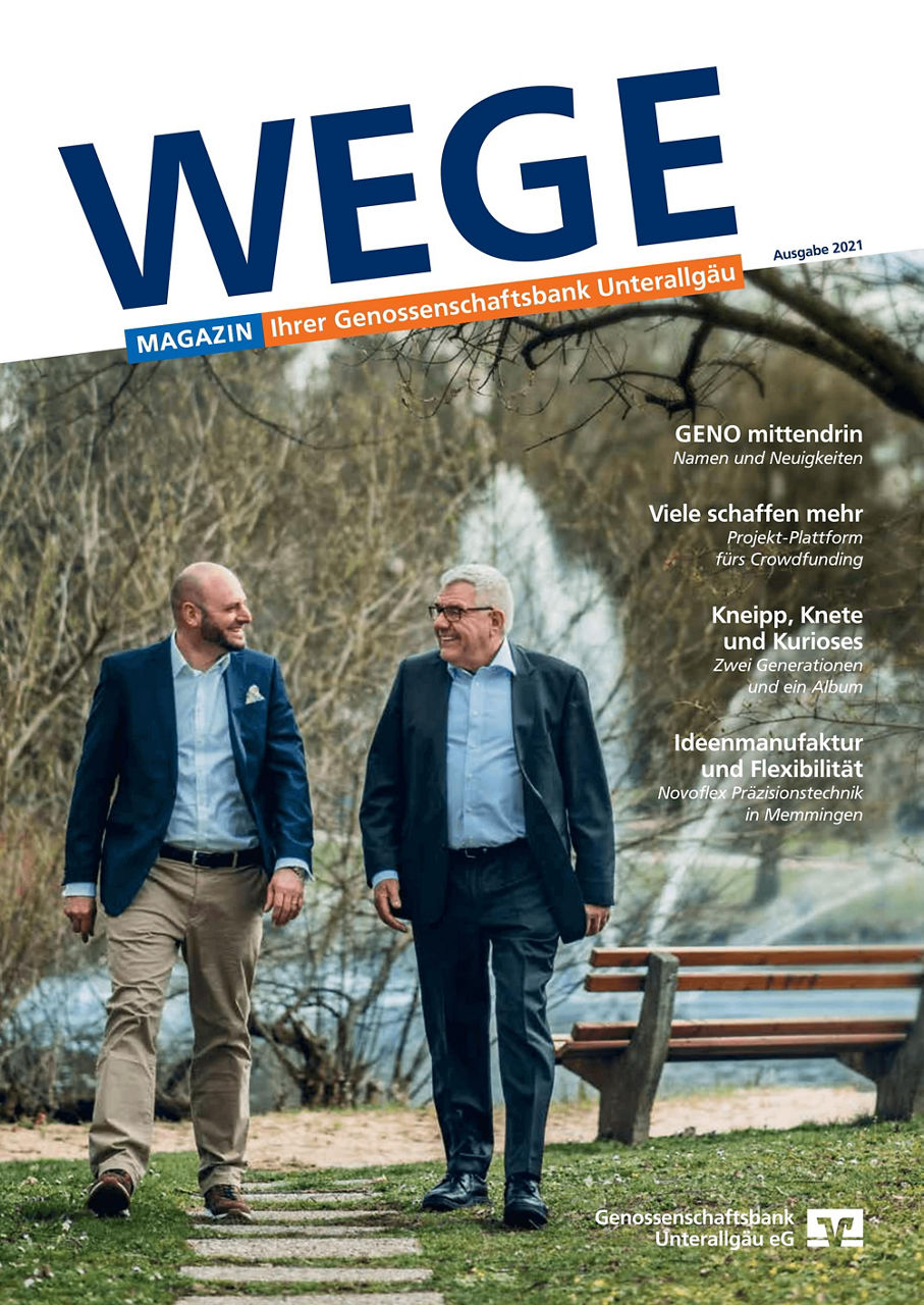 Titelseite unseres Magazins (Unsere Vorstände gehen nebeneinander im Park)