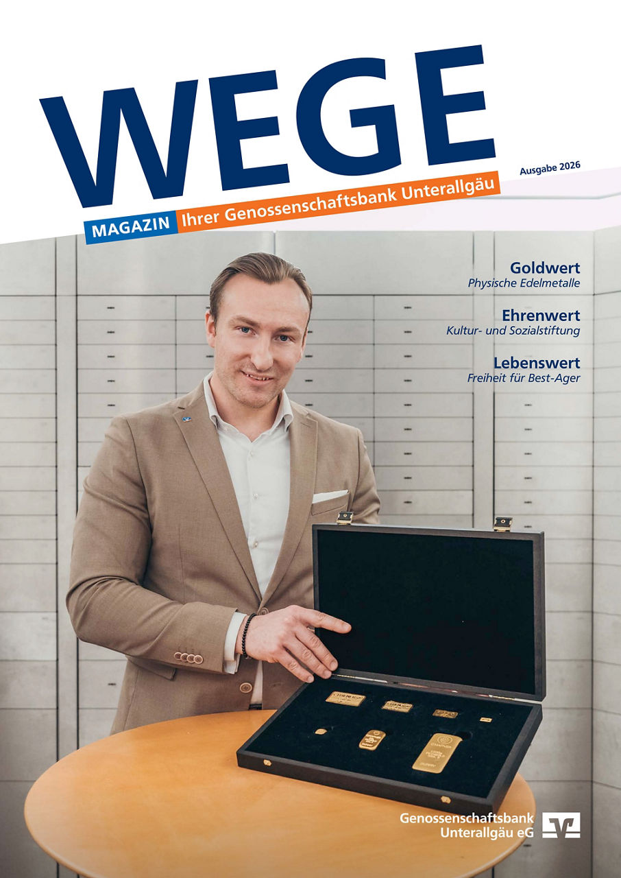 Titelseite unseres Magazins (Unsere Auszubildenden stehen auf einem Feld)