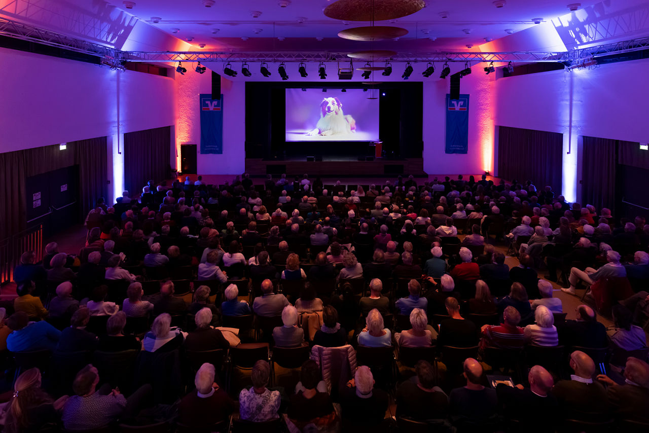 Voller Veranstaltungs-Saal 