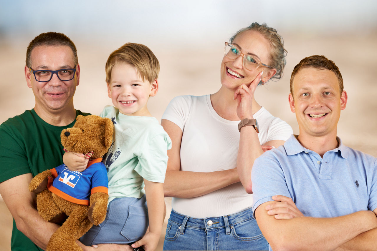 Vater mit Sohn, junge Frau und junger Mann 