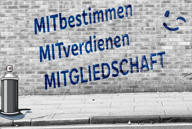 Ziegelmauer mit Grafitty mitbestimmen, mitverdienen, Mitgliedschaft