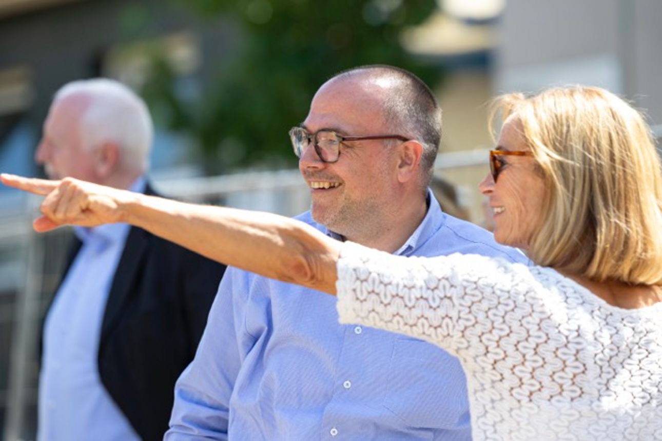 Gemeinsamer Blick auf den Rohbau