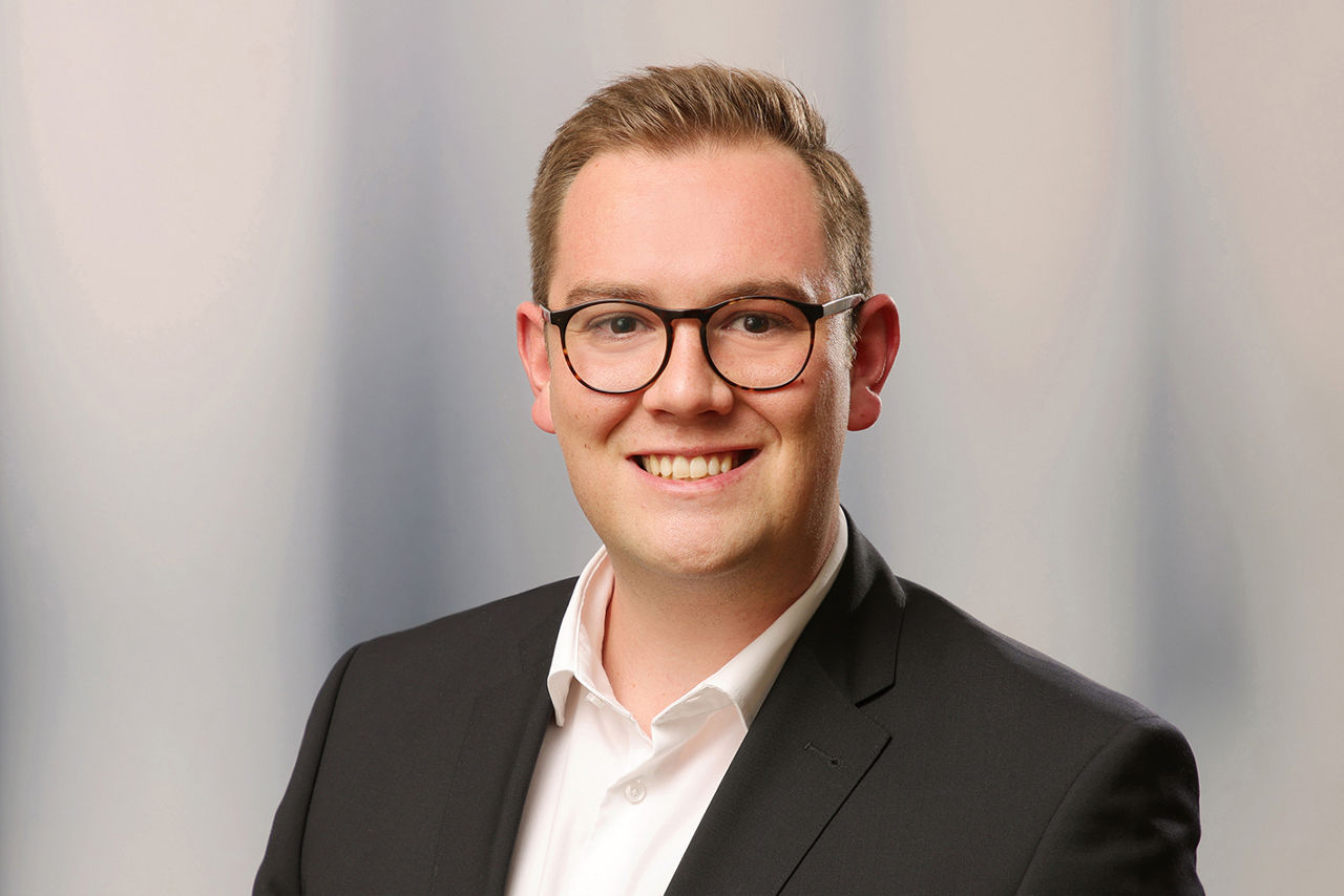 Marvin Moka, Unternehmenskundenberater
