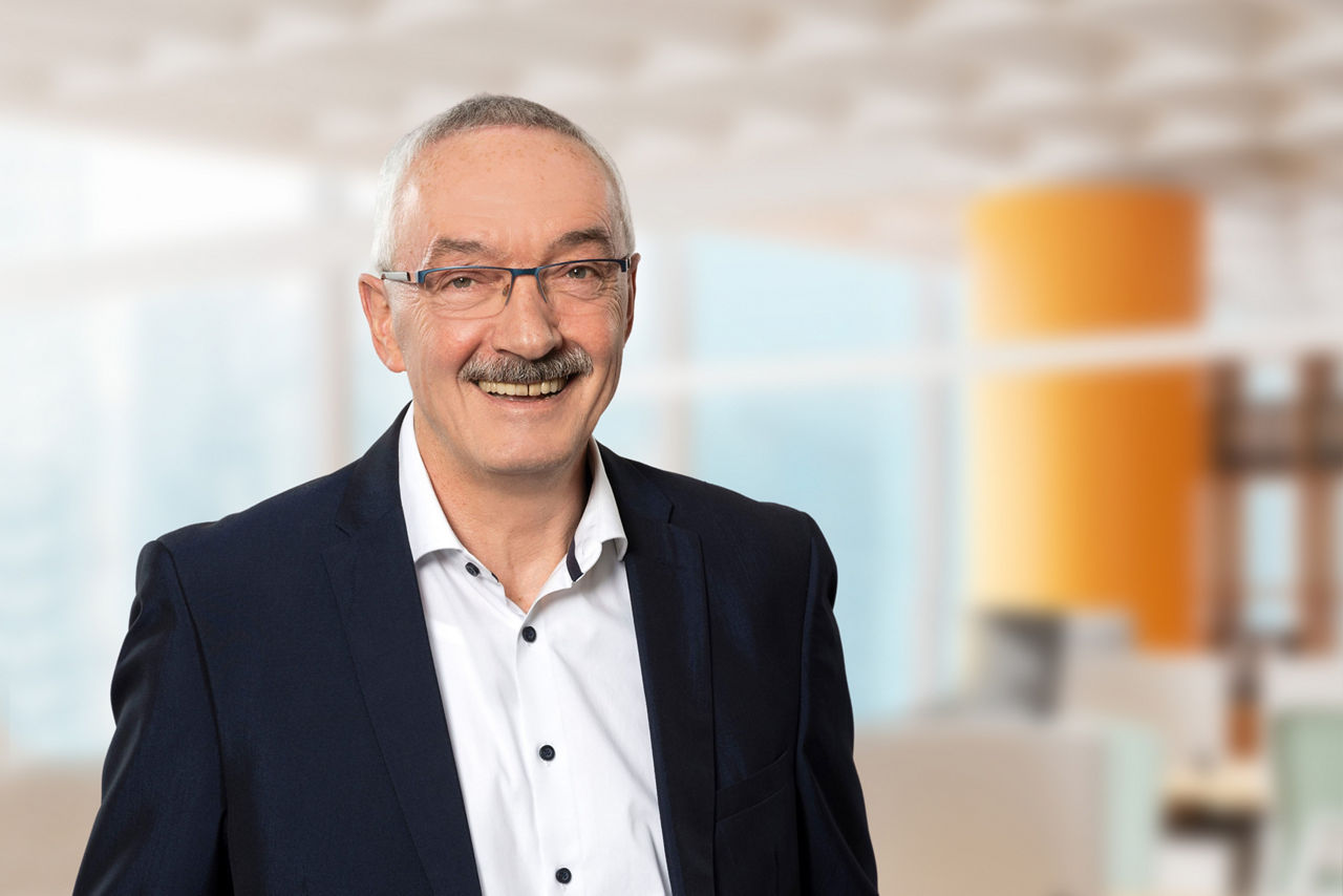Unser Foto zeigt Mitarbeiter Marktfolge Lothar Schulte