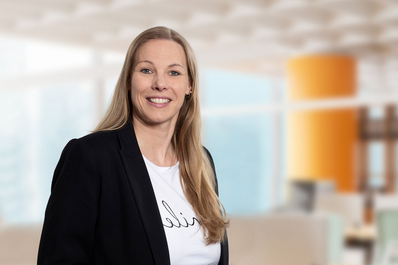 Unser Foto zeigt Rechnungswesen Mitarbeiterin Gaby Brosig