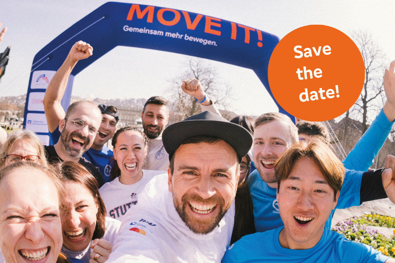 Move it Aktion: mehrere Sportler jubeln am Zieleinlauf