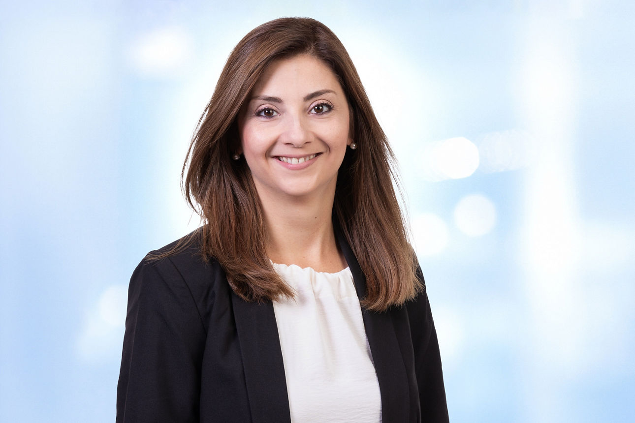 dztjThekla Mpairaktari