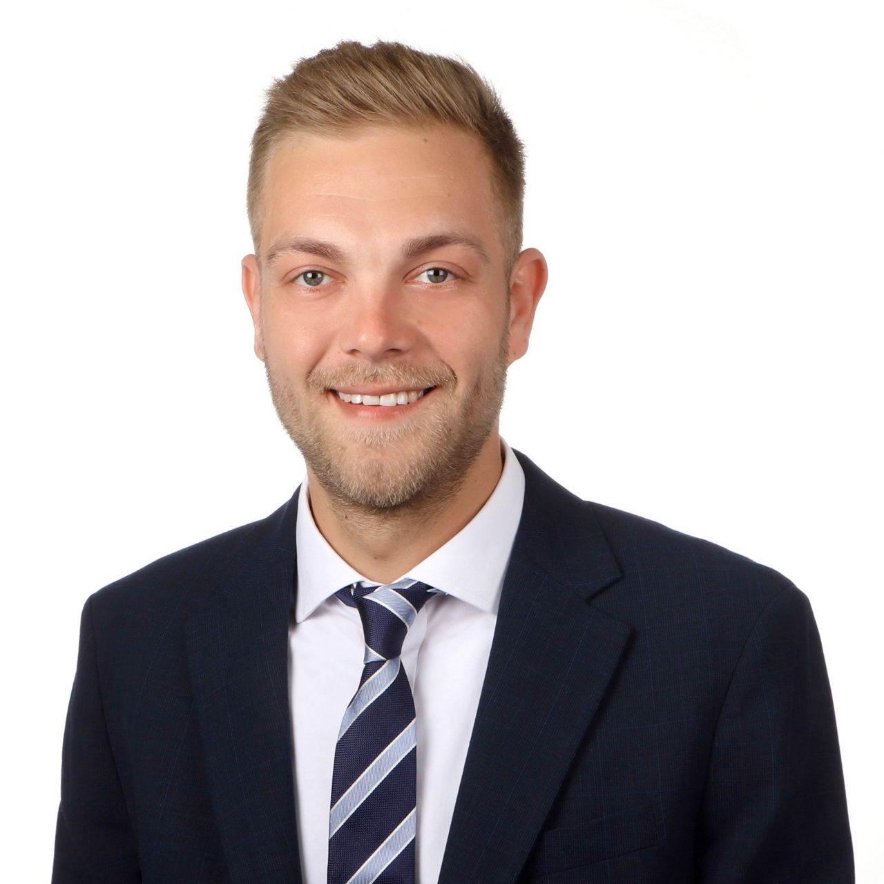 Ansprechpartnerin Maximilian Mutter