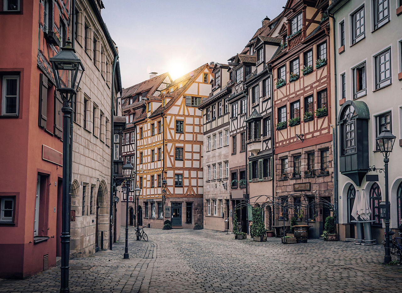 Nürnberg Weißgerbergasse mit Fachwerkhäusern im Mittelpunkt