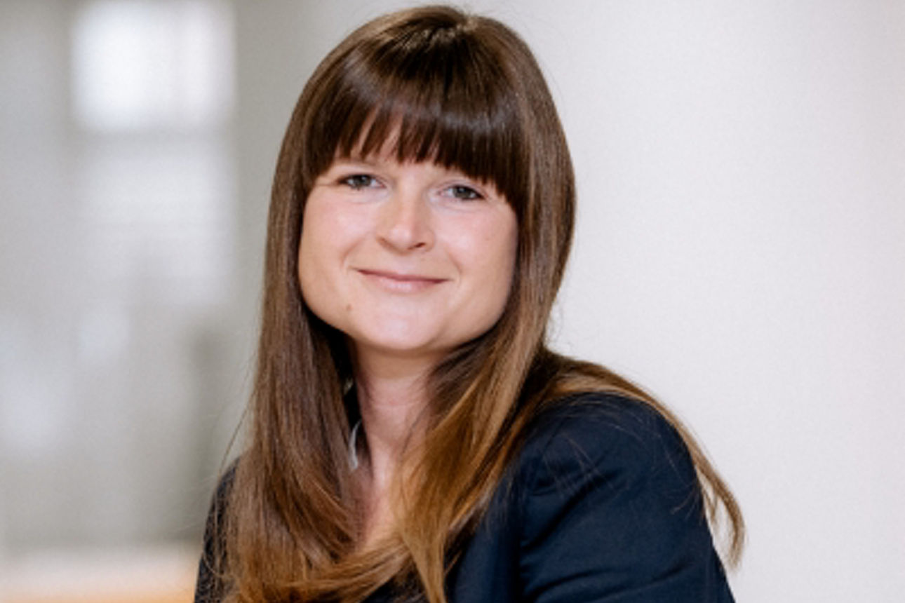 Frau Nachtigall