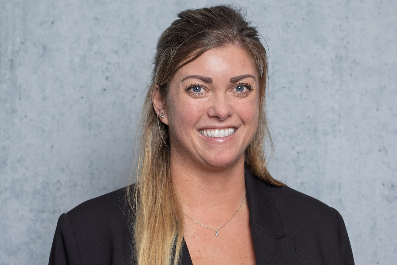 Profilbild Nadine Bell