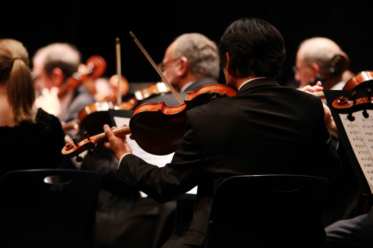 Streicher von hinten