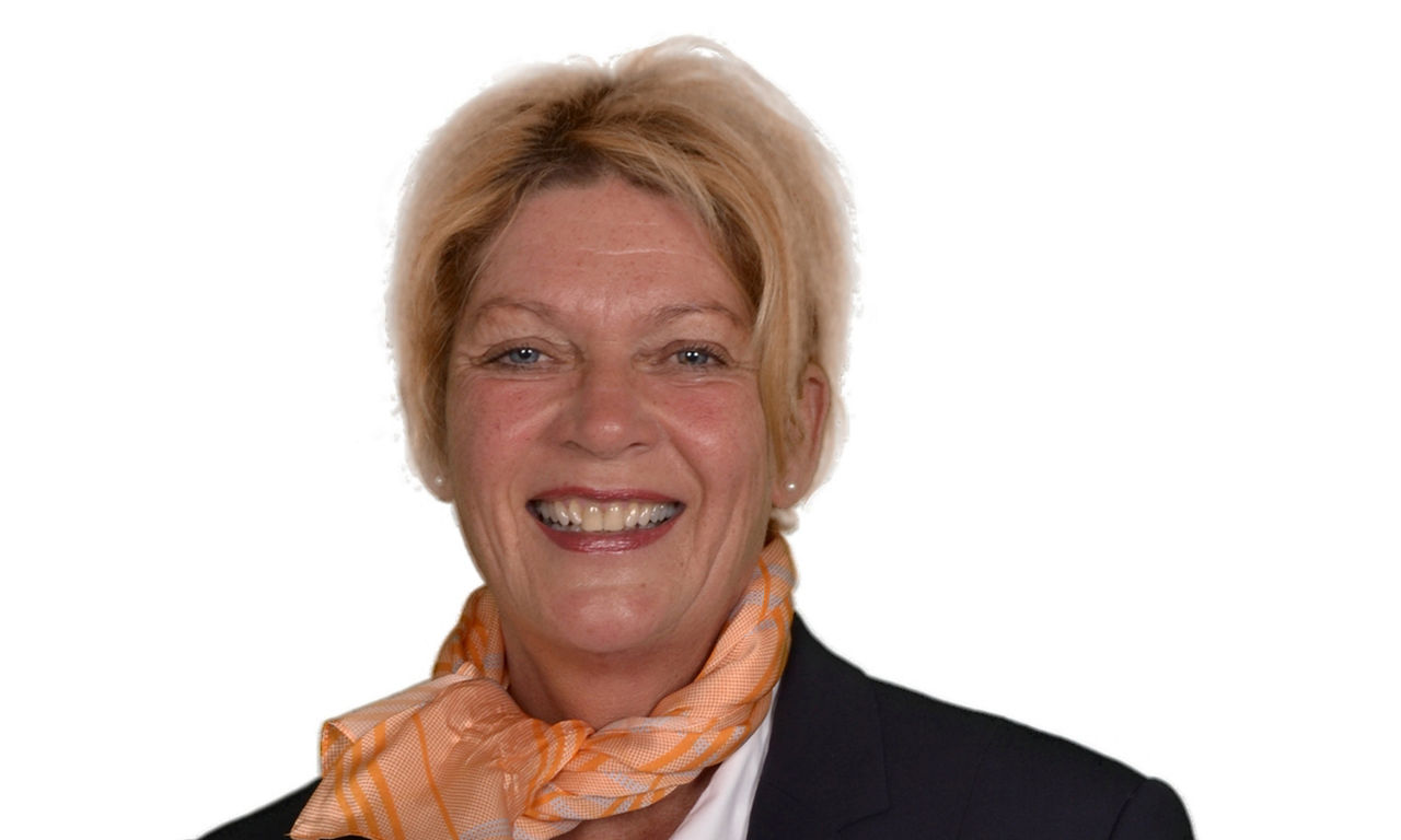 Pia Neuvians