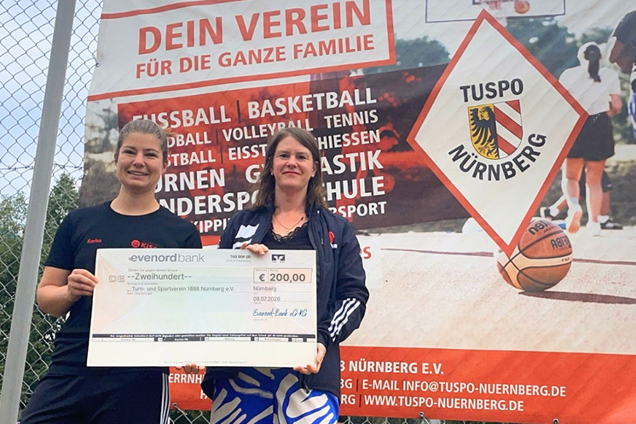Spendenübergabe an den Verein Tuspo