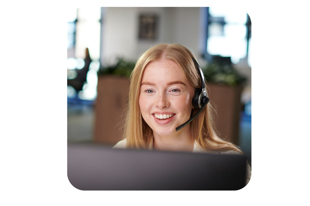 Frau mit Headset