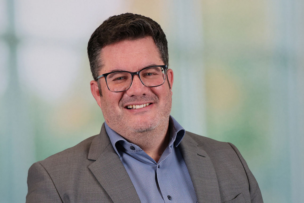 Darstellung unseres Mitarbeitenden Nicolai Hiedels