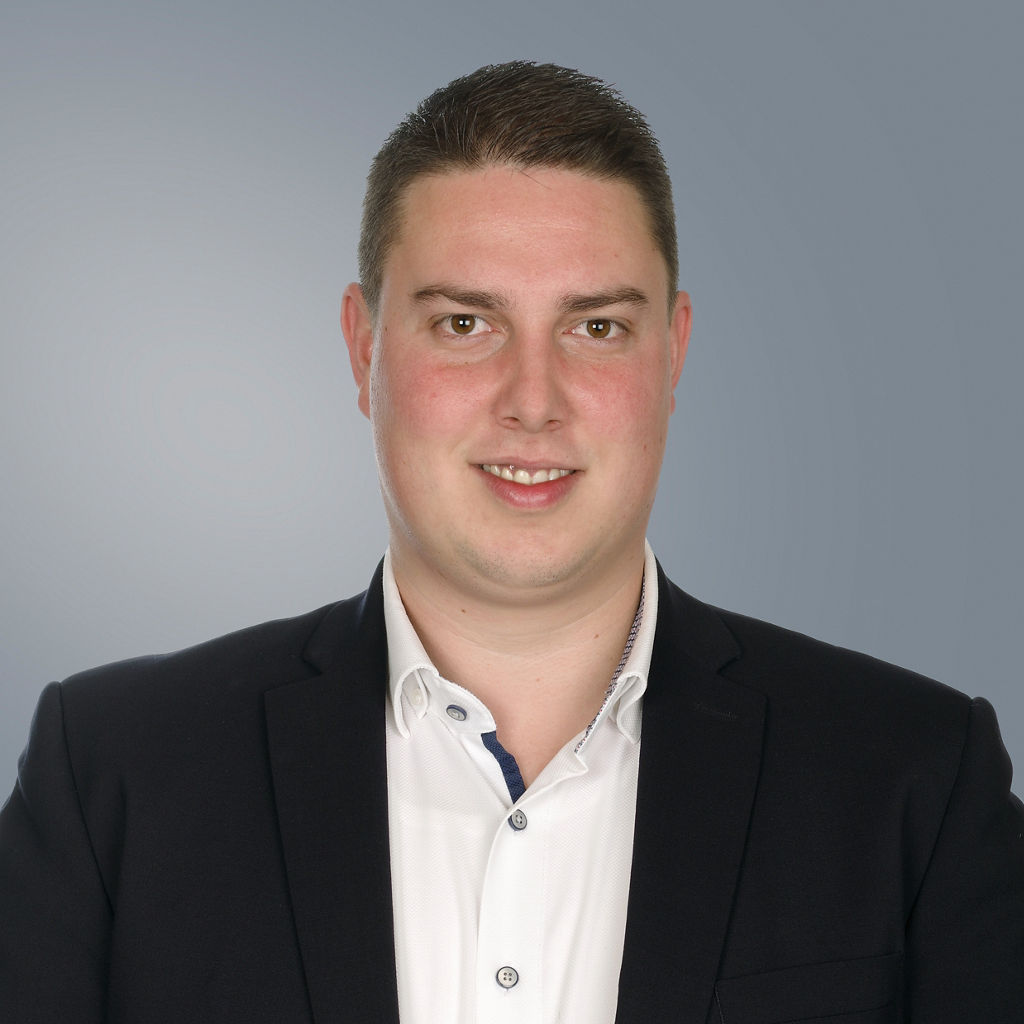 Bankmitarbeiter Resch Nico