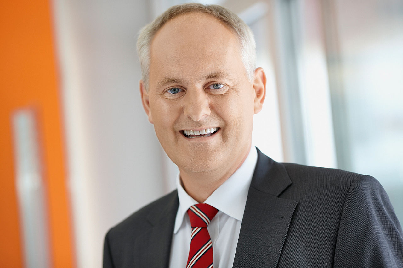 Erik Niemeyer, Unternehmenskundenberater