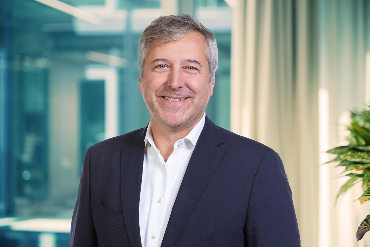 Niko Hofmann