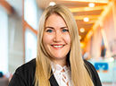 Mitarbeiterin Treasury Management 