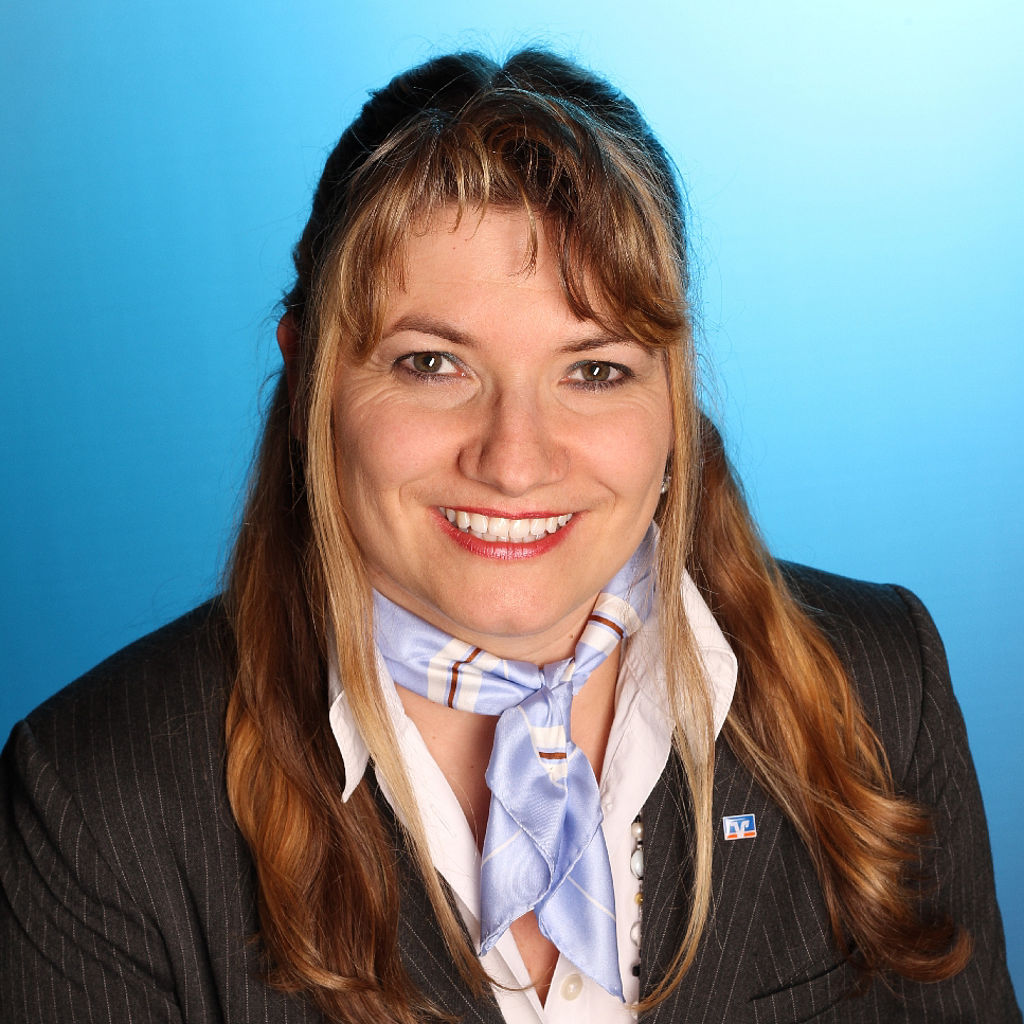 Servicemitarbeiterin Graben