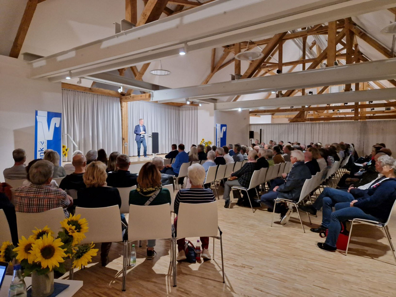 Ein voller Erfolg: Das zweite VR-KundenForum