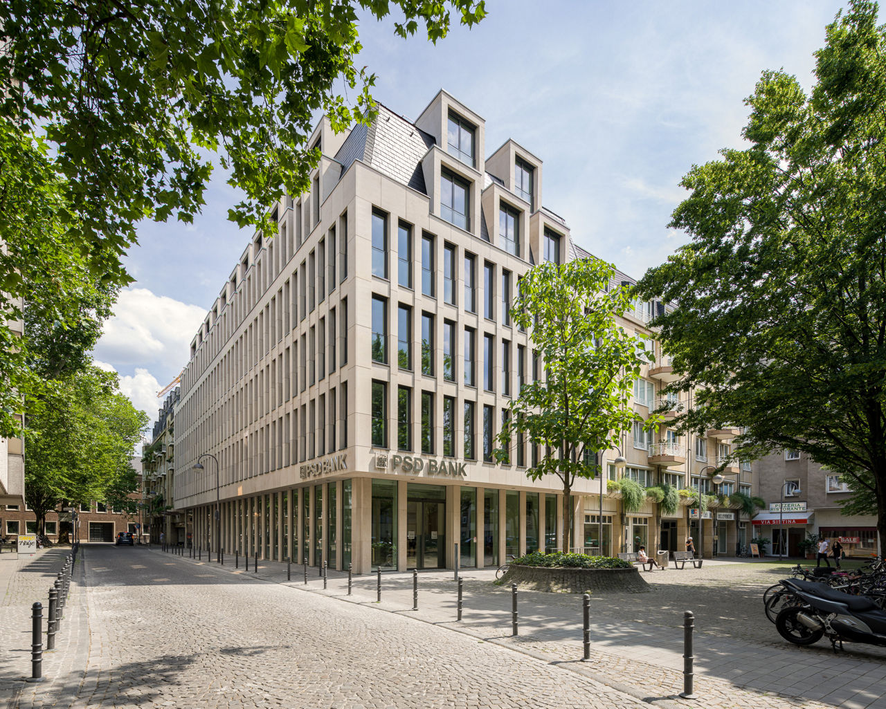 PSD Bankgebäude am Laurenzplatz in Köln