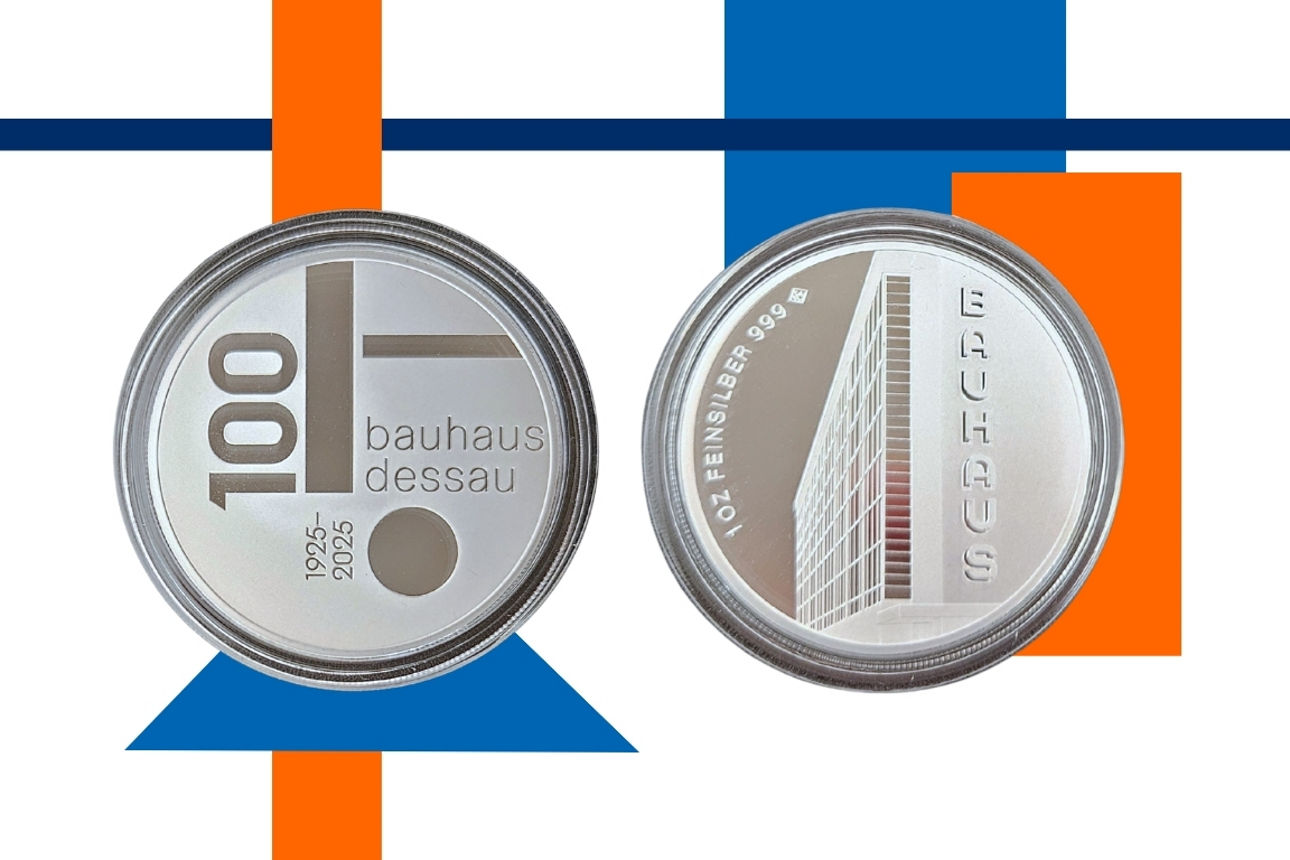 Vorder- und Rückseite der Jubiläumsmedaille  "Bauhaus 100"