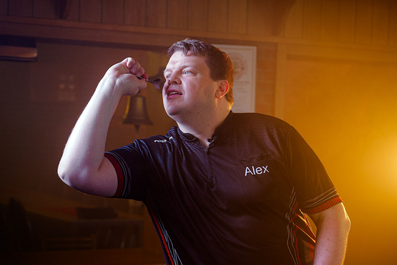 Alex beim Dart