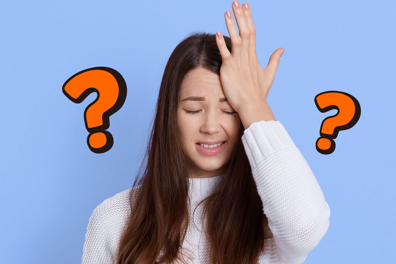 Frau die etwas vergessen hat