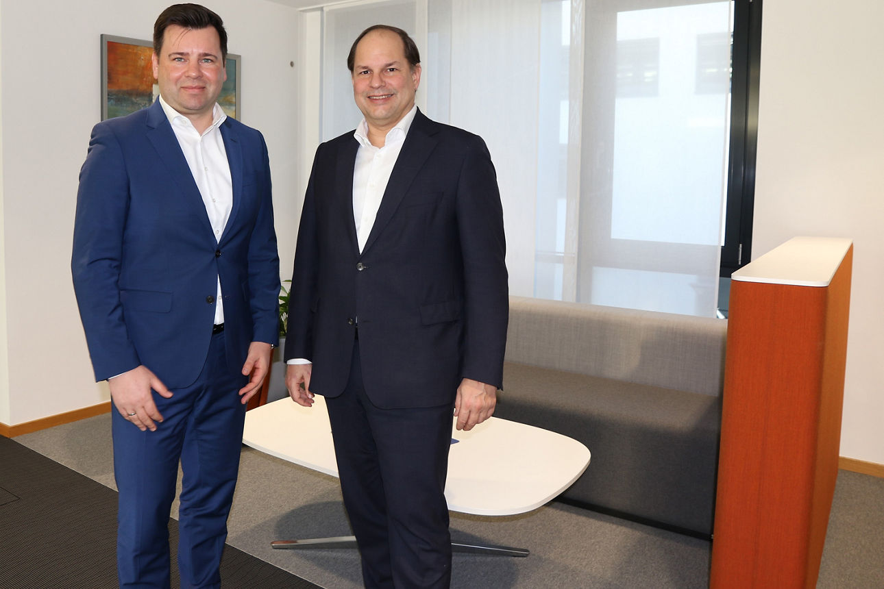Das Bild zeigt Florian Arndt Generalbevollmächtigter Christian Kopf, Leiter Portfoliomanagement Renten bei der Union Investment