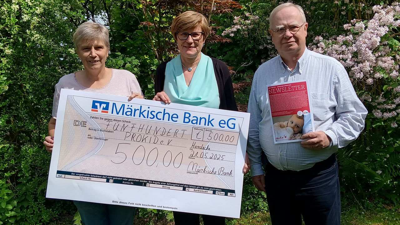 v.l.n.r.: Dr. Dörte Hilgard, Iris Straburg und Dr. Michael Meusers