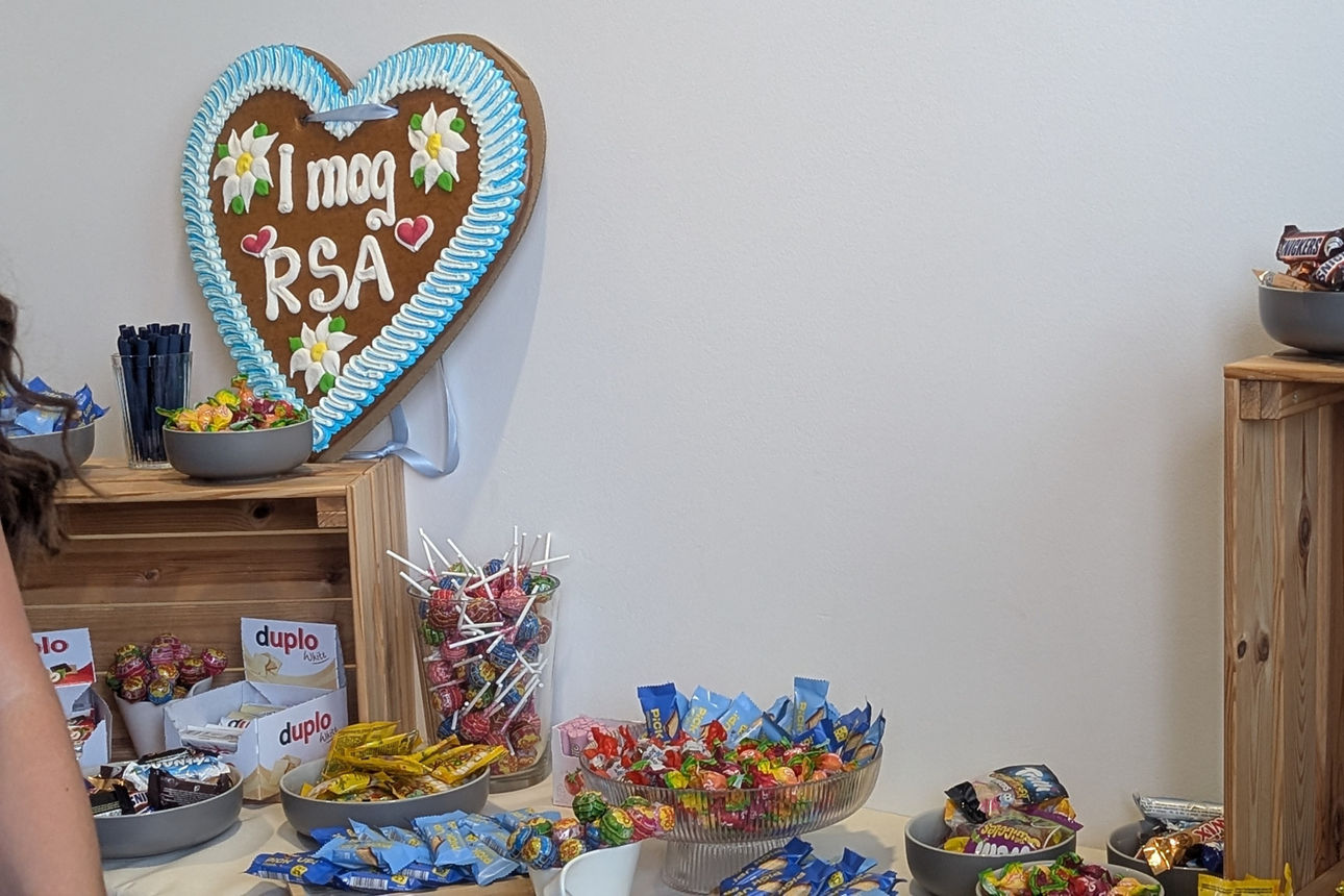 Süßigkeitenecke mi Lebkuchenherz "I mog RSA"