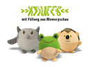 Drei Plüschtiere von einer Eule einem Frosch und einem Igel