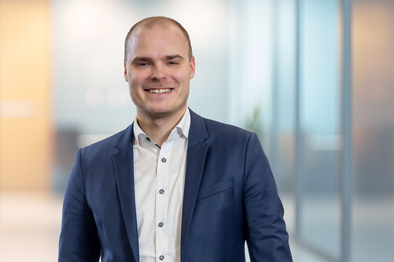 Marvin Plum, Unternehmenskundenbetreuer