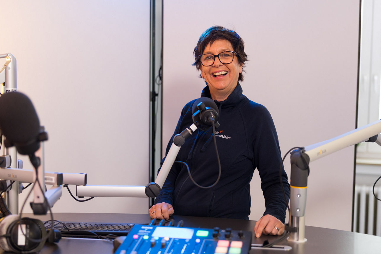Maren Leukert, Beraterin für Bauen, Wohnen und Energie bei der Volksbank in Ostwestfalen im Podcaststudio der Geldfabrik.