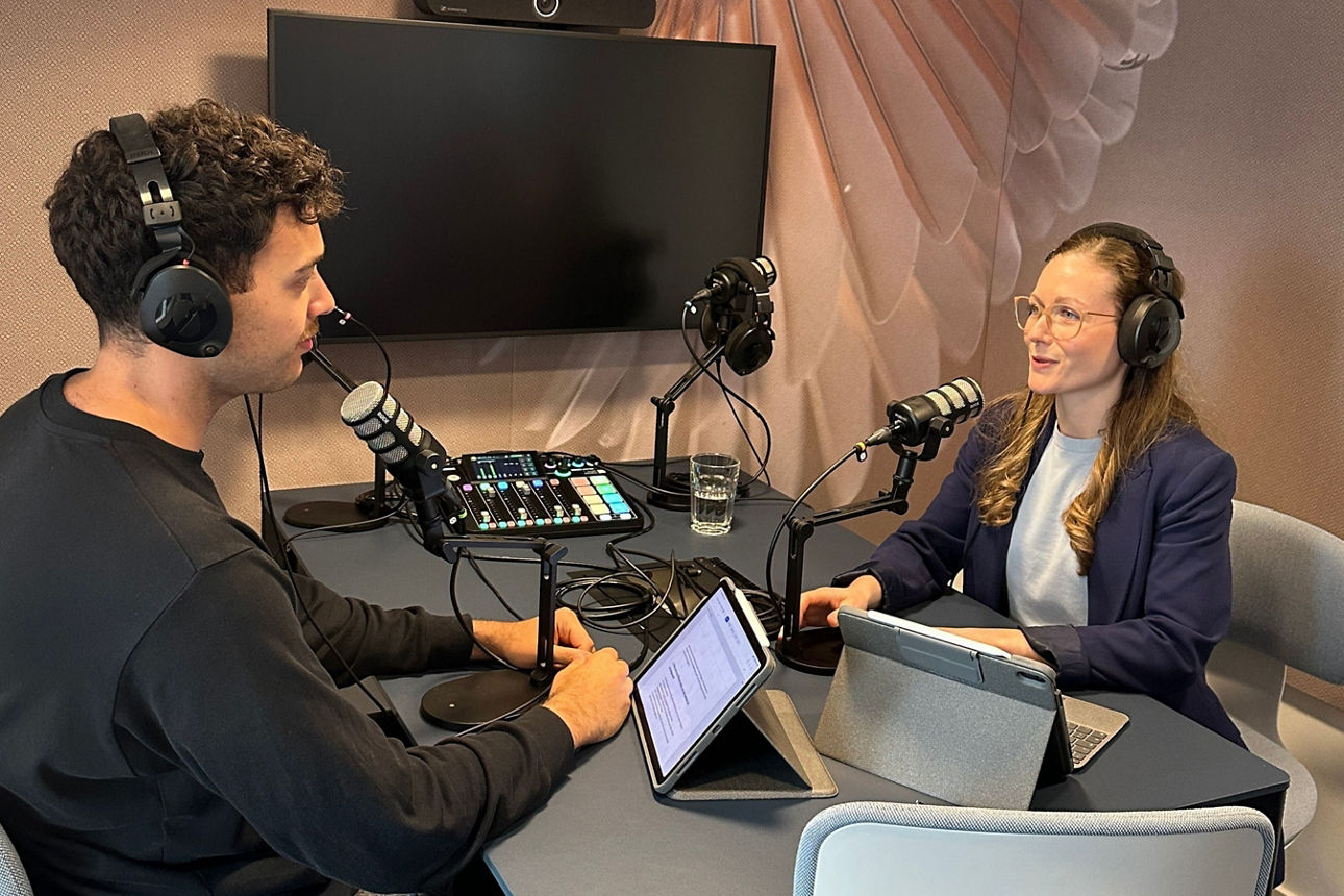 Robin Sidhom bei der Podcastaufnahme