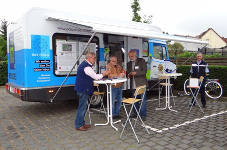 Polizei Karawane