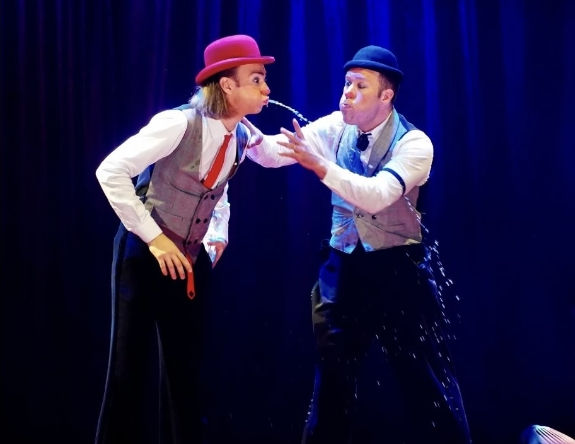 Diego & Joanes – Clowns