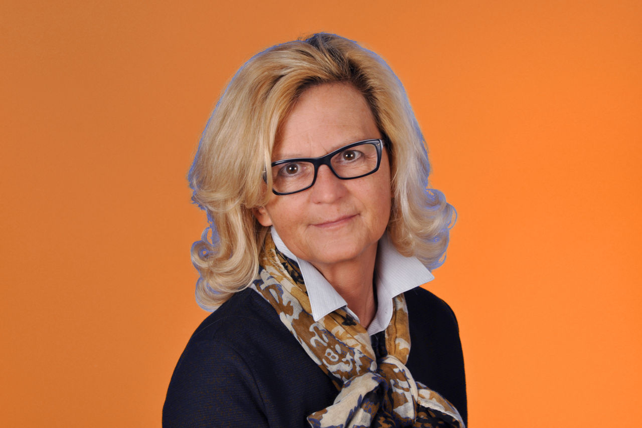 R+V Ursula Proksch