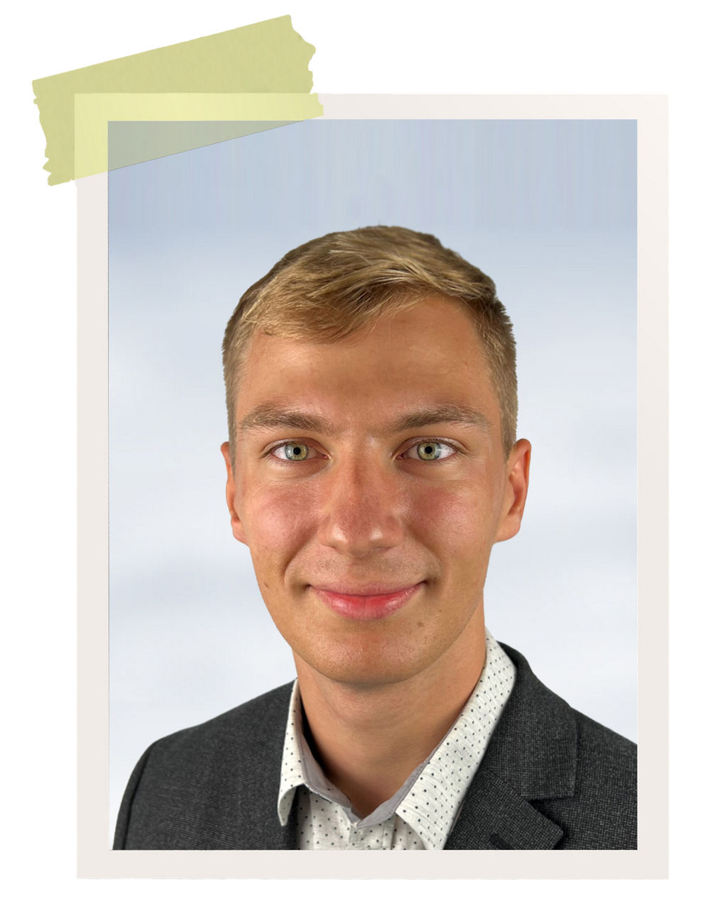 Portraitfoto eines Auszubildenden der Brandenburger Bank