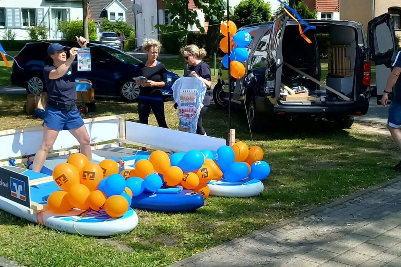 Badewannenregatta - Wir bauen auf