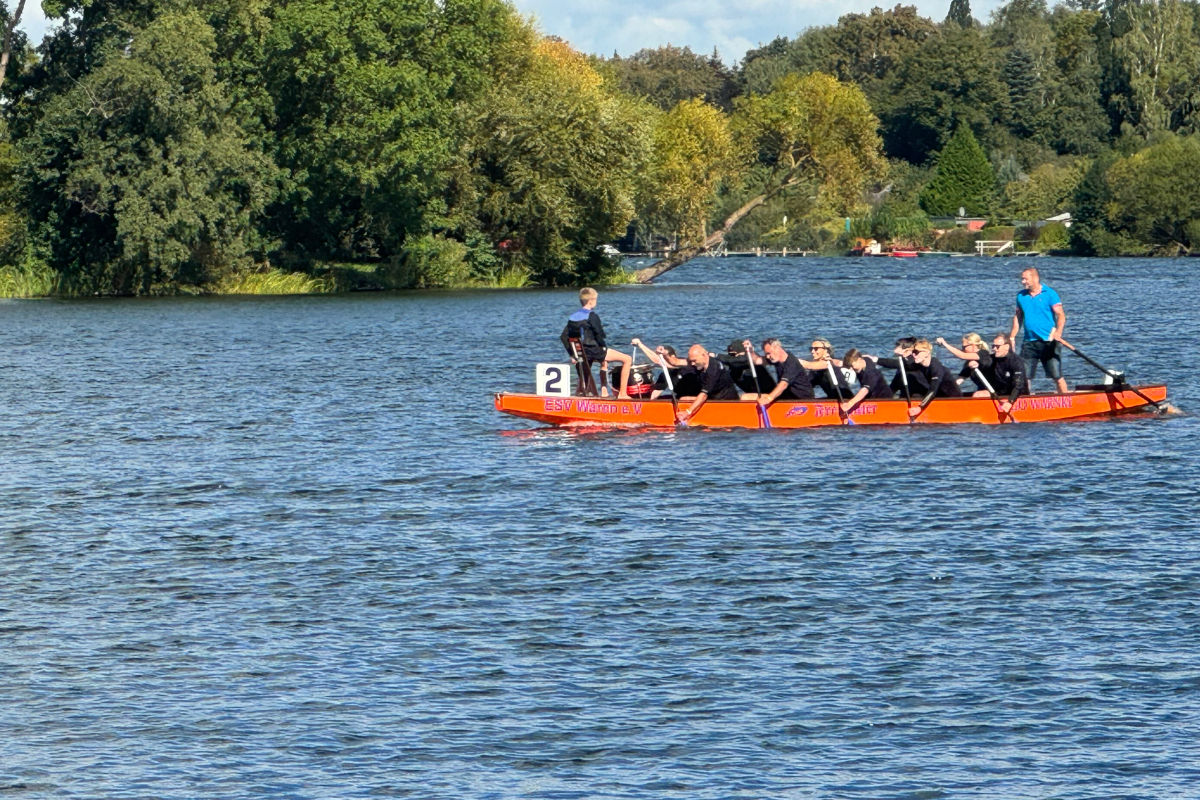 Drachenboot-Team der Raiba Seenplatte