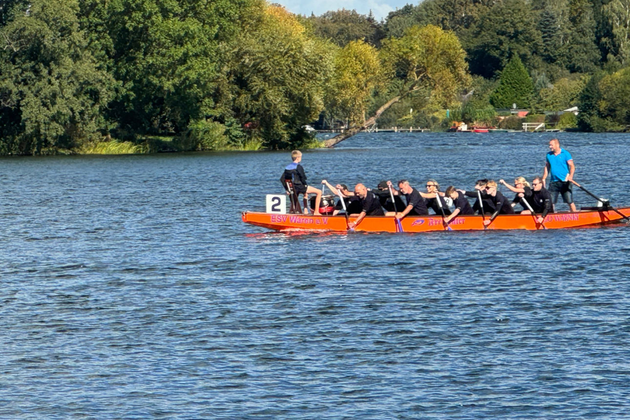 Drachenboot-Team der Raiba Seenplatte