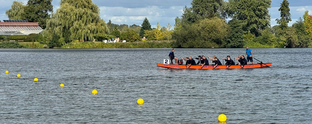 Drachenboot-Team der Raiba Seenplatte