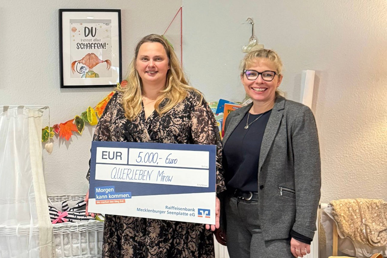 Spendenübergabe Verein Querleben