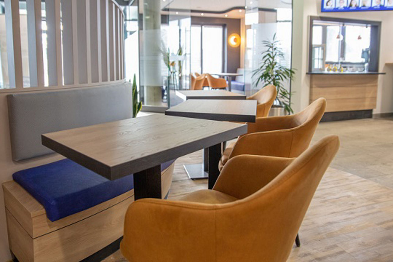 im Inneren eines Coffeeshops